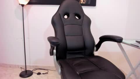 Thomas online show from 01/07/25, 03:24