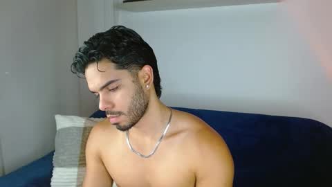 Snapshot of thomas_spellman chatting on 09/25/25, 02:26 thomas_spellman online show from 09/25/25, 02:26