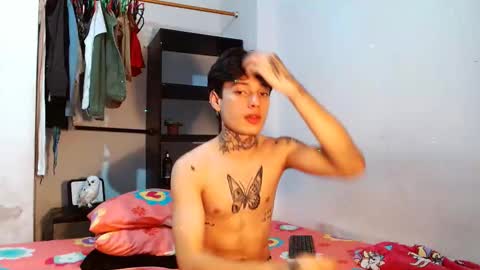 Snapshot of thomas_stallon chatting on 03/11/25, 06:00 thomas online show from 03/11/25, 06:00