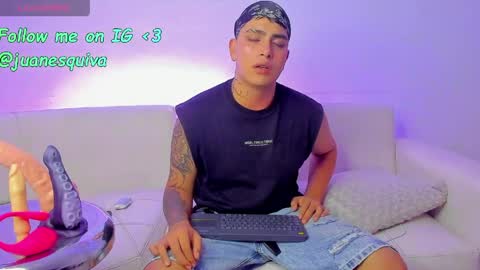 Snapshot of thomas_thundr chatting on 04/22/26, 05:21 Thomas and Faon online show from 04/22/26, 05:21