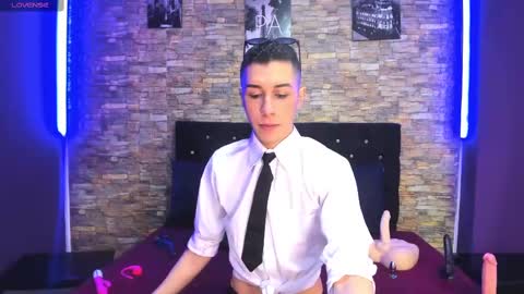 Thomas online show from 03/06/25, 01:57