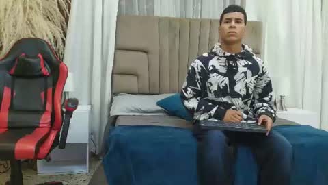 Thomas Valkov online show from 06/13/26, 11:19