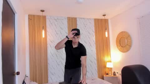 Thomas online show from 10/22/25, 11:21