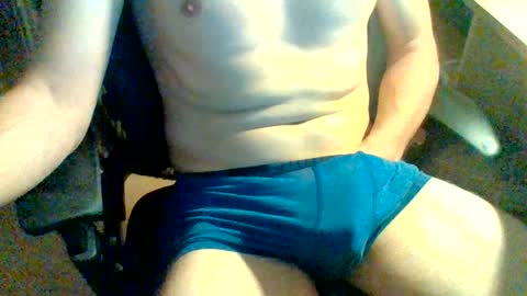 Snapshot of thomas_xt chatting on 07/18/26, 08:23 thomas_xt online show from 07/18/26, 08:23