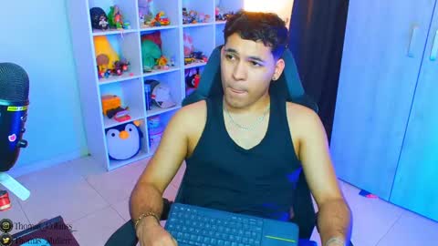 Thomas online show from 03/11/25, 07:58