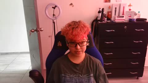 VALERIA online show from 01/04/25, 04:00