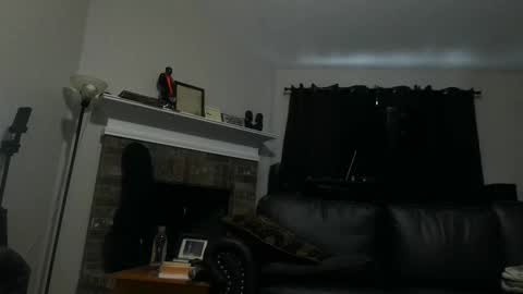 Snapshot of thomasgwhitecft chatting on 12/19/25, 02:02 FatherTime online show from 12/19/25, 02:02