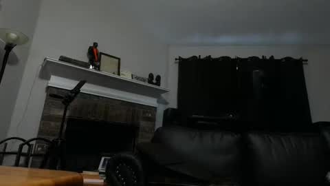 Snapshot of thomasgwhitecft chatting on 04/10/26, 12:43 FatherTime online show from 04/10/26, 12:43