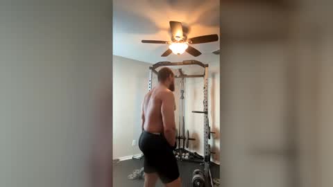 Snapshot of thomasgwhitecft chatting on 04/11/26, 04:11 FatherTime online show from 04/11/26, 04:11