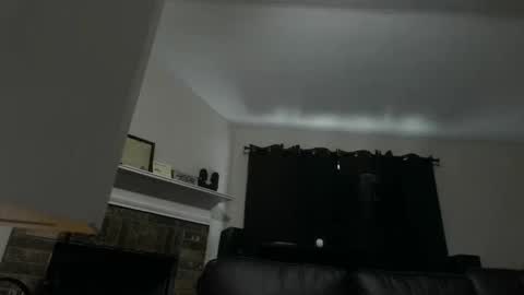 Snapshot of thomasgwhitecft chatting on 04/17/26, 01:03 FatherTime online show from 04/17/26, 01:03