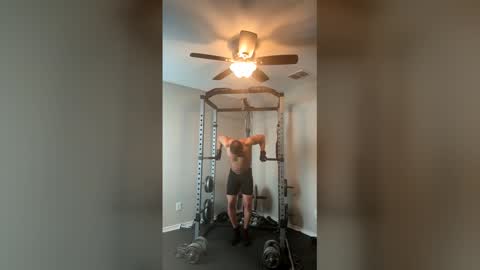 Snapshot of thomasgwhitecft chatting on 04/25/26, 04:26 FatherTime online show from 04/25/26, 04:26