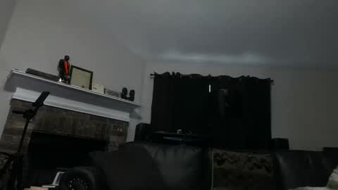 Snapshot of thomasgwhitecft chatting on 05/08/26, 01:16 FatherTime online show from 05/08/26, 01:16