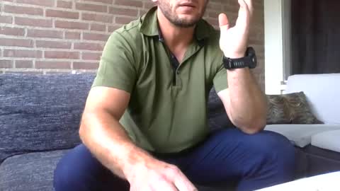 Snapshot of thomasonnl chatting on 07/27/26, 09:49 thomasonnl online show from 07/27/26, 09:49
