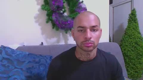 thomas  smith online show from 02/12/25, 07:13