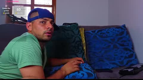 Snapshot of thomassmith2023 chatting on 07/28/26, 03:21 thomas smith online show from 07/28/26, 03:21