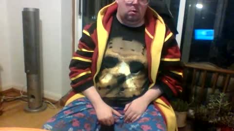 Snapshot of thomsam88 chatting on 12/18/25, 03:23 Thomsam88 check out my bio for loads of hot videos mmmmmmmmmm online show from 12/18/25, 03:23