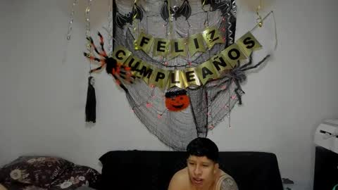 thomson_hot01 online show from 10/16/25, 05:52