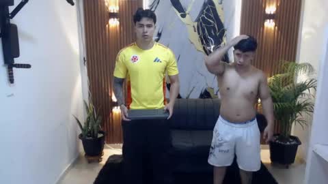 thomson_hot01 online show from 05/10/26, 05:34
