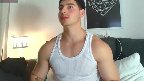 thomylov online show from 10/03/25, 10:12