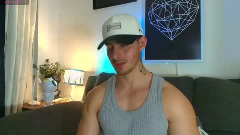 thomylov online show from 06/11/26, 02:44