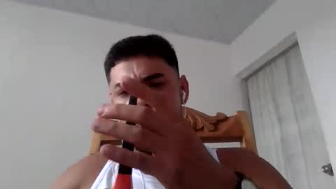 Snapshot of thonybeiio chatting on 11/01/25, 06:43 thonybeiio online show from 11/01/25, 06:43