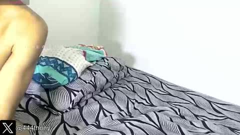 thonyxxx_ online show from 03/18/26, 06:05
