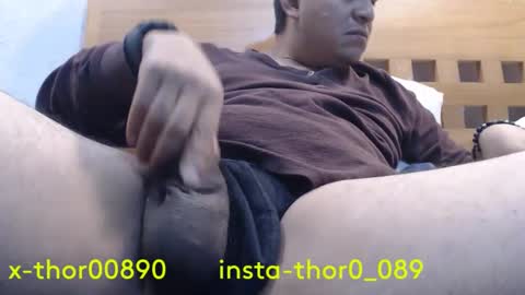Snapshot of thor0200 chatting on 12/04/24, 05:16 thor0200 online show from 12/04/24, 05:16