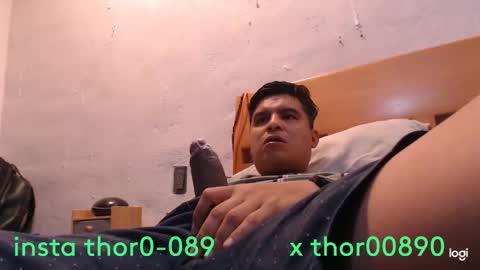 Snapshot of thor0200 chatting on 12/11/24, 04:42 thor0200 online show from 12/11/24, 04:42