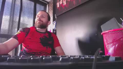 Snapshot of thor_colombia chatting on 01/02/25, 03:19 THE CAPTAIN online show from 01/02/25, 03:19