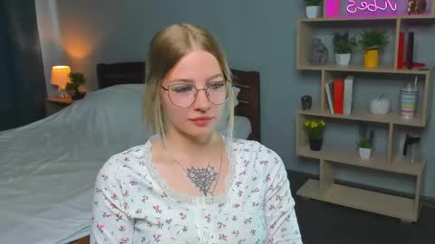 Snapshot of thoracarter chatting on 05/30/26, 10:12 thoracarter online show from 05/30/26, 10:12