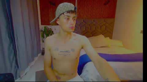 Snapshot of thornerxxxboy chatting on 06/23/26, 06:55 THORNERXXXBOY online show from 06/23/26, 06:55