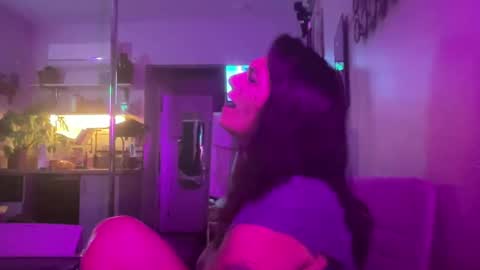 Snapshot of throatyygoat chatting on 09/24/25, 02:59 throatyygoat online show from 09/24/25, 02:59