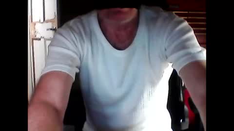 Snapshot of throubingcock chatting on 11/27/25, 06:43 throubingcock online show from 11/27/25, 06:43