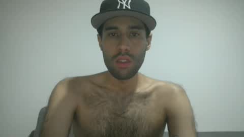 Snapshot of throwawayyourgun chatting on 12/02/24, 06:32 Luka online show from 12/02/24, 06:32