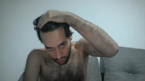 Snapshot of throwawayyourgun chatting on 01/23/25, 09:18 Luka online show from 01/23/25, 09:18