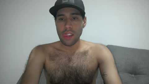 Snapshot of throwawayyourgun chatting on 01/24/25, 03:45 Luka online show from 01/24/25, 03:45