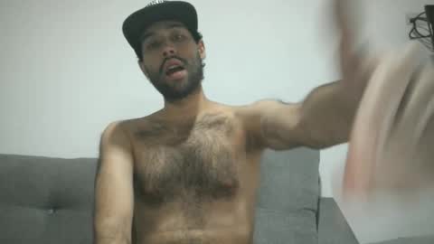 Snapshot of throwawayyourgun chatting on 02/03/25, 02:55 Luka online show from 02/03/25, 02:55