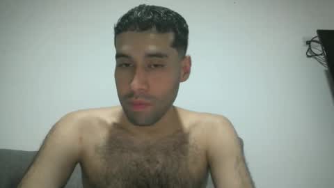 Snapshot of throwawayyourgun chatting on 02/05/25, 02:48 Luka online show from 02/05/25, 02:48