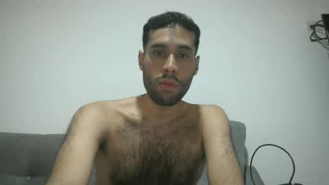 Snapshot of throwawayyourgun chatting on 02/10/25, 03:32 Luka online show from 02/10/25, 03:32