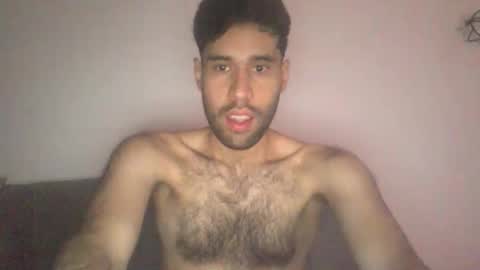 Snapshot of throwawayyourgun chatting on 11/20/25, 09:58 Luka online show from 11/20/25, 09:58