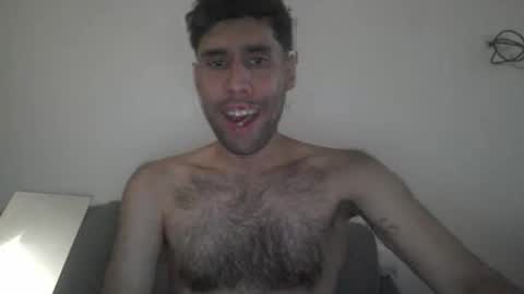 Snapshot of throwawayyourgun chatting on 11/30/25, 07:07 Luka online show from 11/30/25, 07:07