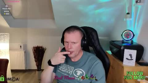 Snapshot of thunderbird02 chatting on 01/25/25, 06:46 Follow me Sgame por favor online show from 01/25/25, 06:46