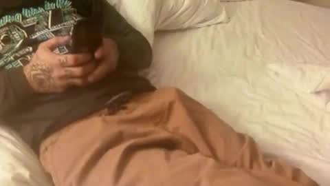 Snapshot of thundercockin chatting on 01/27/25, 12:37 Thumper online show from 01/27/25, 12:37