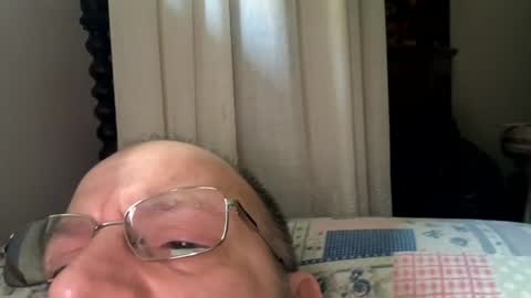 Little Wolf  online show from 06/19/26, 04:00