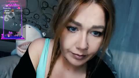 Snapshot of tia_meow chatting on 11/12/25, 07:57 tiameow online show from 11/12/25, 07:57