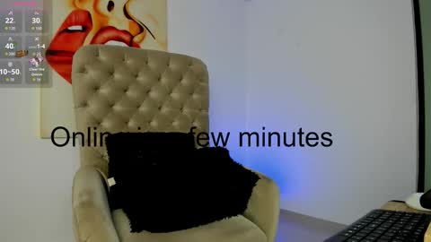 Snapshot of tiago_hannah chatting on 10/29/25, 09:22 carolina online show from 10/29/25, 09:22