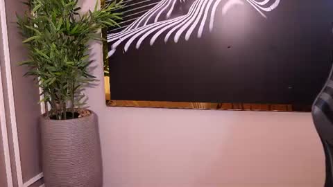 Tian Brooks online show from 06/23/26, 05:49
