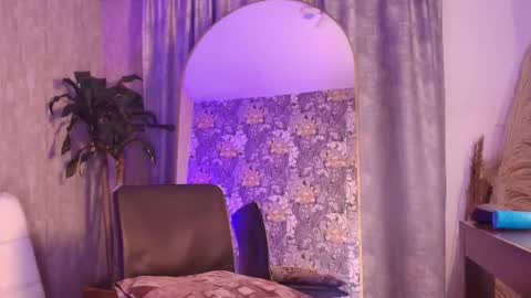   online show from 06/08/26, 03:40
