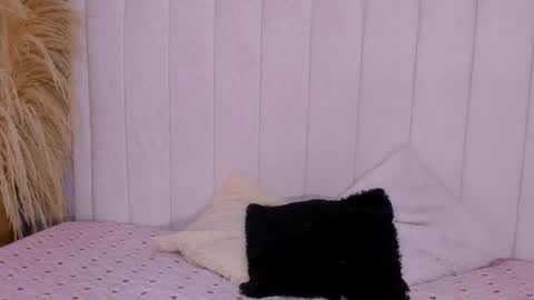 Tiana online show from 09/19/25, 12:06