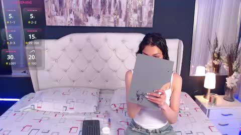 Snapshot of tiana_scot chatting on 11/07/25, 12:05 LIA online show from 11/07/25, 12:05